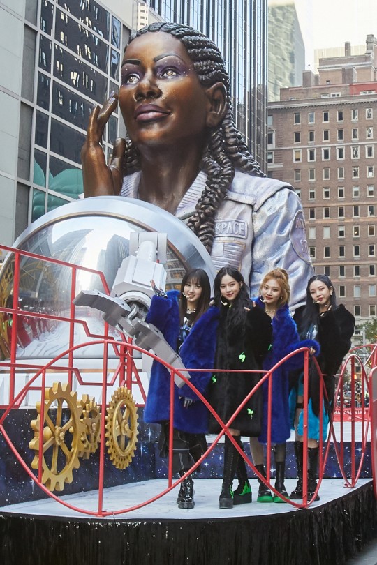 Espa New York USA Est Chaud Premier Groupe De Filles K pop 