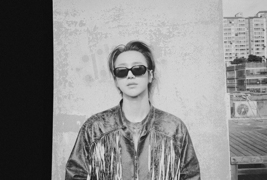 Yesung, Solo 1. reguläres Album Sensory Flows Teaser-Bild.. Entspannend ...