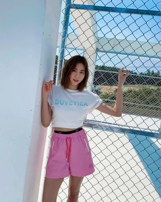 ユイ 8kgヨーヨーも相変わらず極細手足 スターin K Pop News Inside