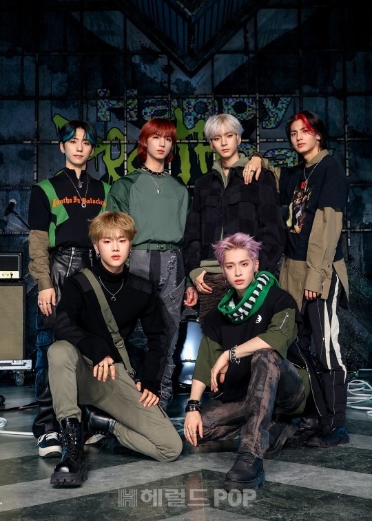 ジャンルの炉..JYP新バンドのXディナーリーヒーローズ、Z世代しっかりデビュー - K-Pop News Inside