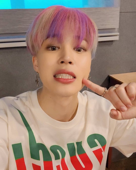 バターの象徴防弾少年団ジミンレインボーヘア21 Btsベストファッション選定 印メディア K Pop News Inside