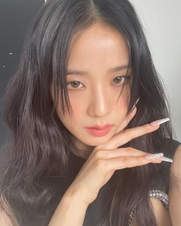 人の最も愛されているアイドル 韓国の歌手 Blackpink Jisoo Bts Jimin Twice Tzuyu More K Pop News Inside